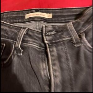 Women’s black Levi jeans size 27